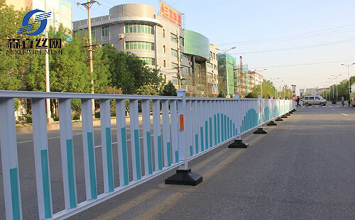 市政道路護(hù)欄 市政道路護(hù)欄