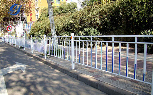 公路交通護(hù)欄 公路交通護(hù)欄