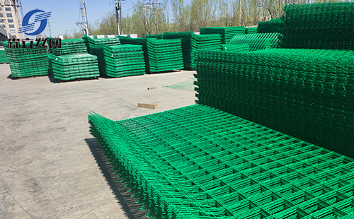 雙邊絲護(hù)欄網(wǎng) 雙邊絲護(hù)欄網(wǎng)